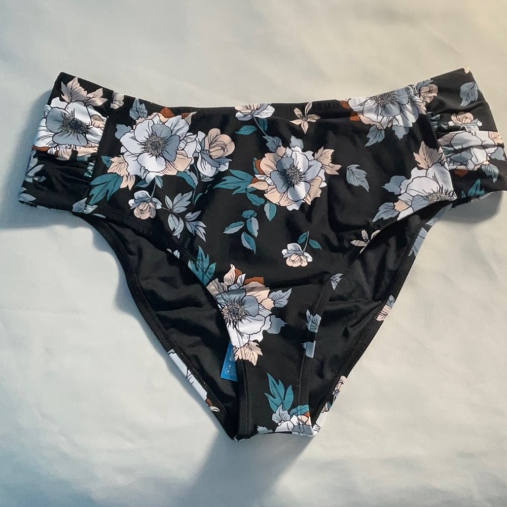 Cupshe women’s ‎ side shirted Hisped tummy control plus Bikini Bottom siz…
